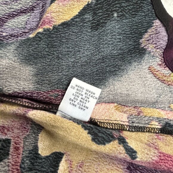 Habitat Womens Abstract Floral Button Down Tunic Top Medium Art To Wear Red Gray - Picture 4 of 8